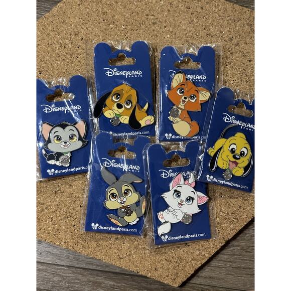 Disney Pin Set Paris LE 2018 Big Head Cutie Marie/Thumper/Fox&Hound/Pluto/Figaro - Picture 1 of 2